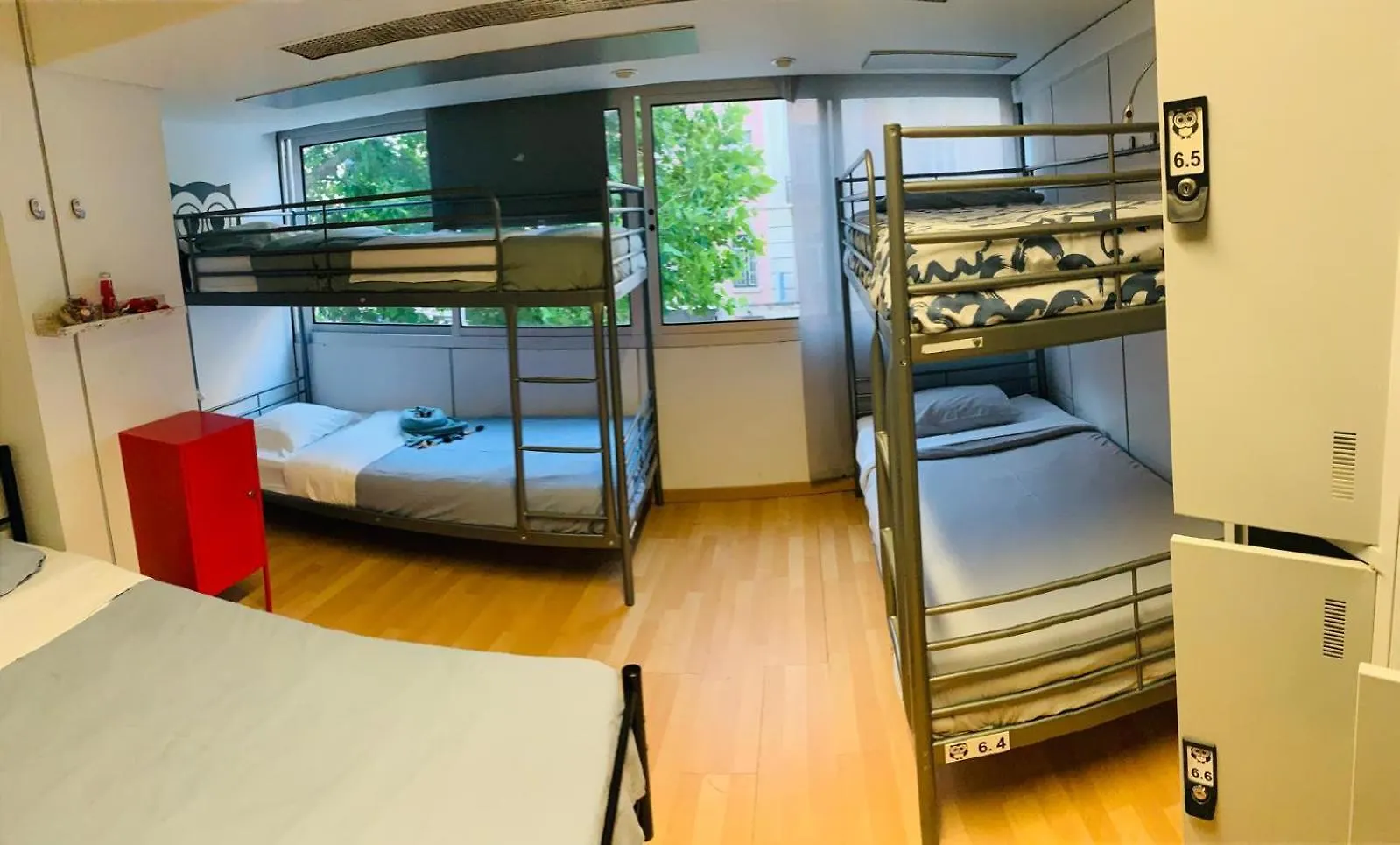 Corujinha Hostel Lisbon